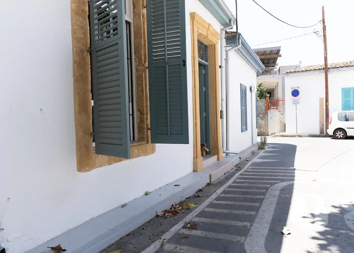 1927 Heritage House - Indoor Garden , Old Lefkoşa
