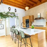 1927 Heritage House - Indoor Garden , Old Vakantiehuis