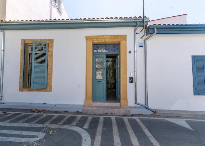 Vakantiehuis 1927 Heritage House - Indoor Garden , Old *